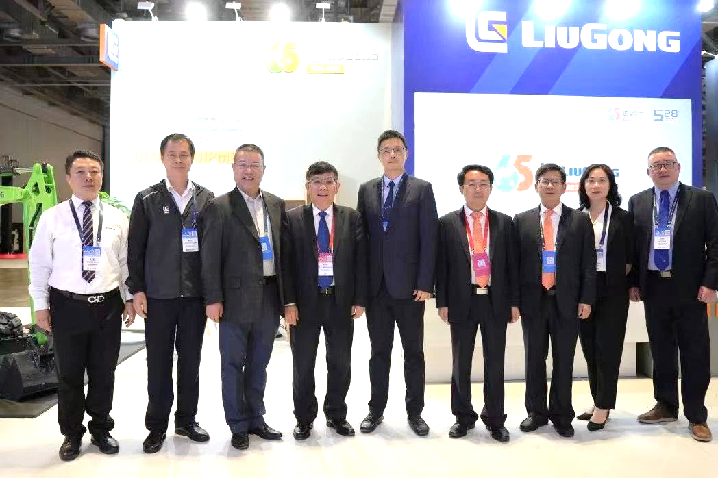 建工集团副总裁薛永申带队出席第14届国际基础设施投资与建设高峰论坛